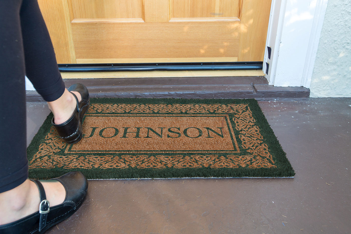 Blooming Hearts Border Personalized Doormats